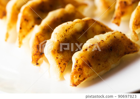 Hitokuchi-yaki dumplings Hitokuchi-yaki dumplings 90697823