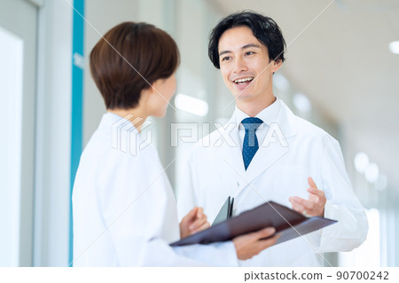 Hospital doctor research medical representative doctor photography cooperation: Japanese language school attached to Chuo Institute of Technology 90700242