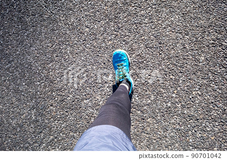 慢跑 行走 步行 90701042