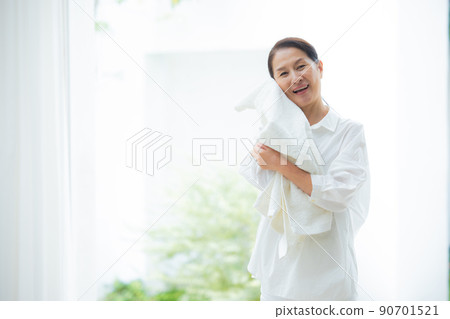 Towel face wash senior woman Towel face wash senior woman 90701521