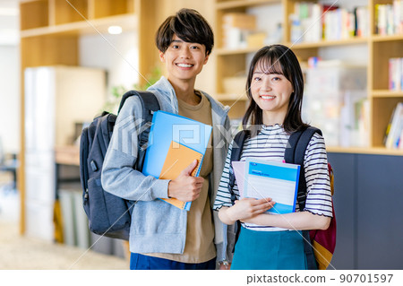 大學生 90701597