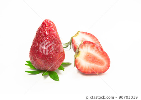 A strawberry isolated on a white background 90703019