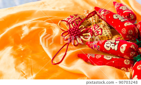 Lucky bag, Chinese knotting, Chinese knotting, allegory red pepper 90703248