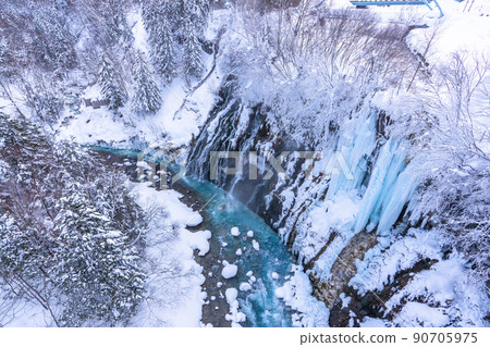 《Hokkaido》 Frozen Shirahige Waterfall / Biei in winter 《Hokkaido》 Frozen Shirahige Waterfall / Biei in winter 90705975