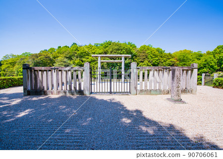 Nara Prefecture Emperor Suinin Empress Hibasuhimenomikonoji Mausoleum 90706061