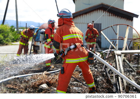 溫室裡的火 90706361