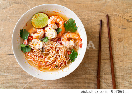 noodles with spicy soup and shrimps (Tom Yum Kung) 90706933