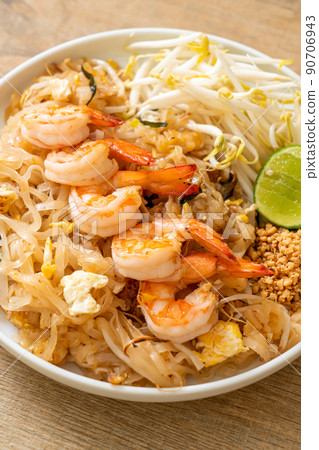 stir-fried noodles with shrimp and sprouts or Pad Thai stir-fried noodles with shrimp and sprouts or Pad Thai 90706943