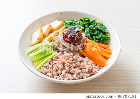 Korean spicy cold noodles 90707181