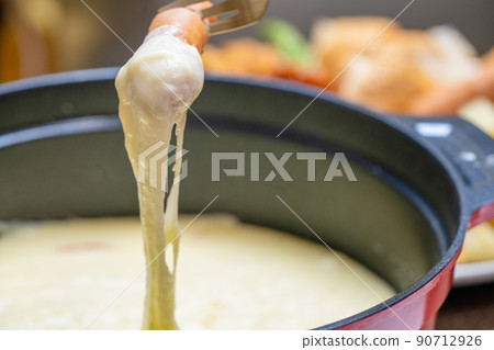 Cheese fondue wiener 90712926