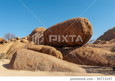 Namibian desert near Spitzkoppe 90713247
