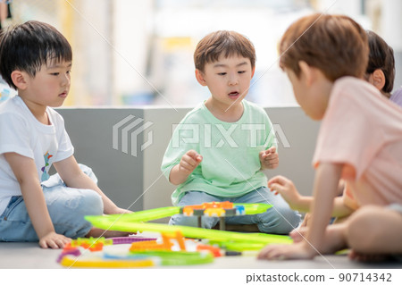 children lifestyle education collaboration creativity 90714342