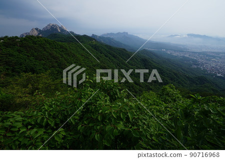 Bukhansan. National Park. Bogukmun. Fortress. Bohyeonbong. Samgaksan Bukhansan. National Park. Bogukmun. Fortress. Bohyeonbong. Samgaksan 90716968