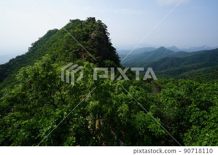 北漢山、國立公園、牛骨岩、寶賢峰、三角山、普國門、北漢山城 北漢山、國立公園、牛骨岩、寶賢峰、三角山、普國門、北漢山城 90718110