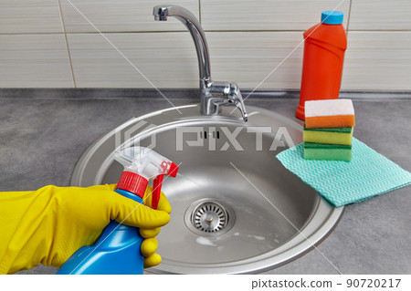 Cleaning agent, sponges and napkins for cleaning plumbing Cleaning agent, sponges and napkins for cleaning plumbing 90720217