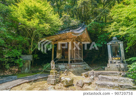 Unganji Temple 90720758