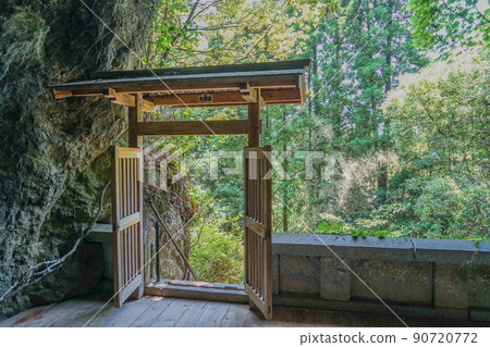 Unganji Temple 90720772