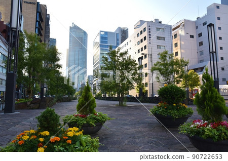 東京初夏的新虎大道 東京初夏的新虎大道 90722653