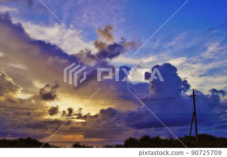 Okinawa / Zanpa Misaki evening view Okinawa / Zanpa Misaki evening view 90725709
