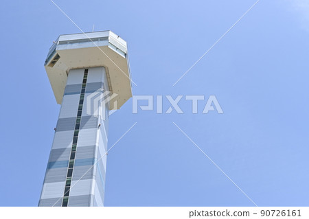 Observation tower of Kiso Sansen National Government Park and blue sky Observation tower of Kiso Sansen National Government Park and blue sky 90726161