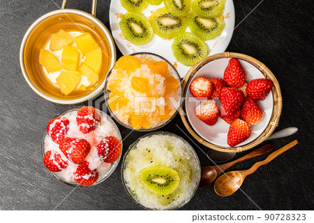 刨冰亞洲型流行刨冰 刨冰亞洲型流行刨冰 90728323