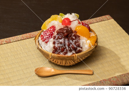 刨冰亞洲型流行刨冰 刨冰亞洲型流行刨冰 90728336