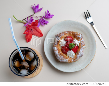 Iced coffee and strawberry danish pastry Iced coffee and strawberry danish pastry 90728740