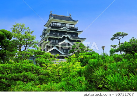 [Hiroshima Prefecture] Fukuyama Castle after reconstruction (iron plate on the north side of the castle tower) 90731707