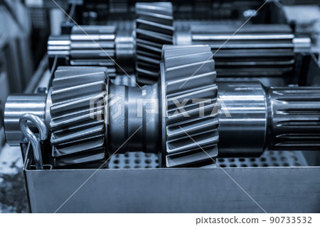 Brand new gear shafts for tractor transmission 90733532