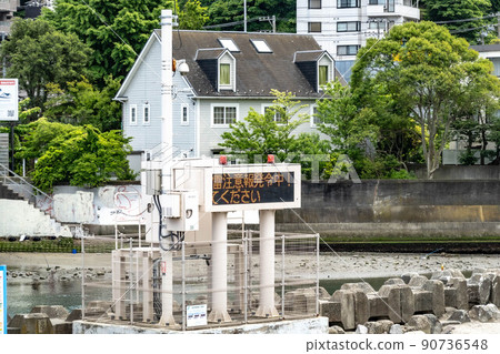 Digital bulletin board for disaster prevention measures on Zushi Beach Digital bulletin board for disaster prevention measures on Zushi Beach 90736548
