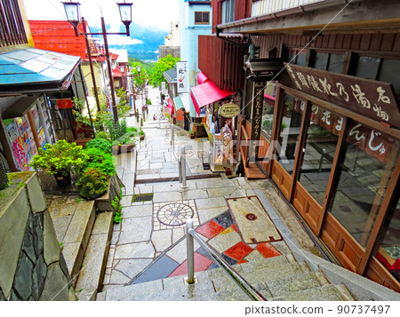 Morning after the rain Ishidan Onsen town 90737497