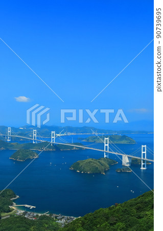 [Ehime Prefecture] View of the Kurushima Kaikyo Bridge in fine weather (Shimanami Kaido) 90739695