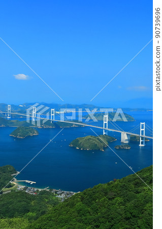 [Ehime Prefecture] View of the Kurushima Kaikyo Bridge in fine weather (Shimanami Kaido) 90739696