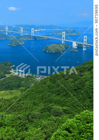 [Ehime Prefecture] View of the Kurushima Kaikyo Bridge in fine weather (Shimanami Kaido) 90739698