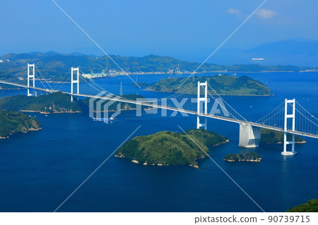 [Ehime Prefecture] View of the Kurushima Kaikyo Bridge in fine weather (Shimanami Kaido) 90739715