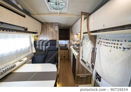 露營車內的豪華房間 露營車內的豪華房間 90739834