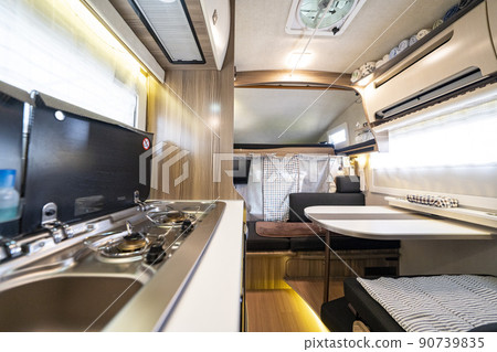 露營車內的豪華房間 90739835