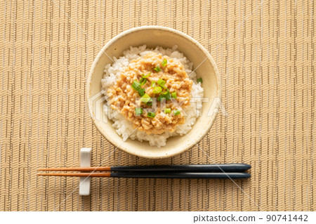 Hikiwari natto rice 90741442