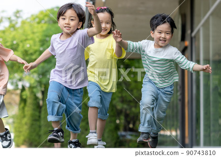 兒童生活方式健康運動成長 90743810