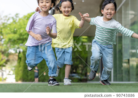 children lifestyle health exercise growth 90743886