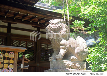 岡崎神社 Haiden 和 Komainu-2 岡崎神社 Haiden 和 Komainu-2 90746403