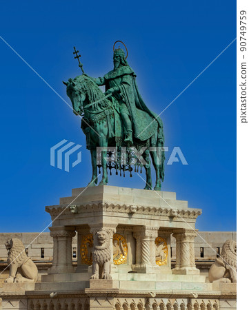 St Matthias statue above church in Budapest, Hungary 90749759