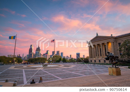 Beautiful Philadelphia skyline at sunset 90750614