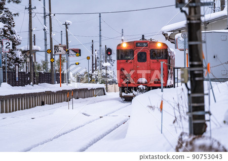 《Toyama Prefecture》 Himi Line / Amaharashi Coast of Snow 《Toyama Prefecture》 Himi Line / Amaharashi Coast of Snow 90753043