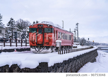 《Toyama Prefecture》 Himi Line / Amaharashi Coast of Snow 《Toyama Prefecture》 Himi Line / Amaharashi Coast of Snow 90753048