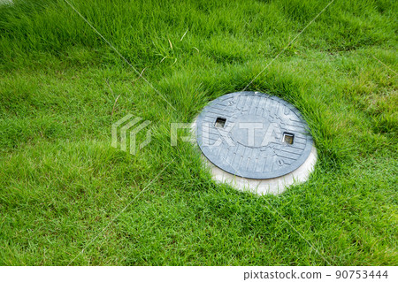 Septic tank underground waste treatment system 90753444