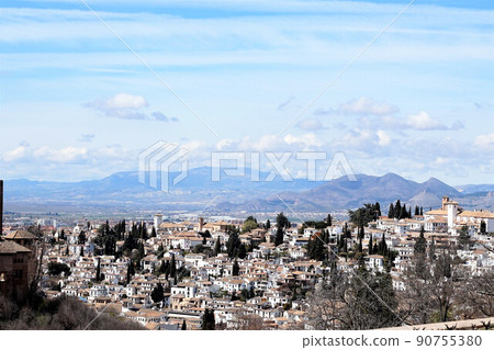 The streets of Granada 90755380