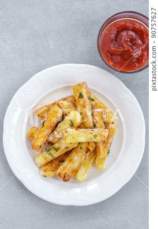 French fries 90757627
