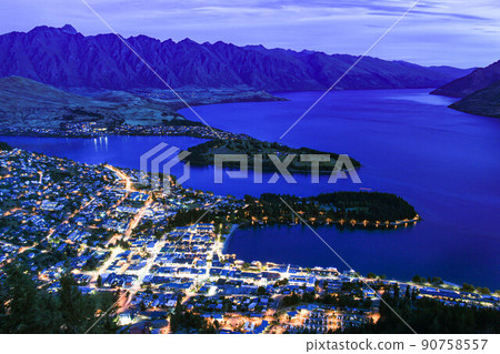 [皇后鎮] 鮑勃峰的夜景 90758557