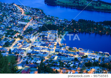 [Queenstown] Night view from Bob's Peak 90758565